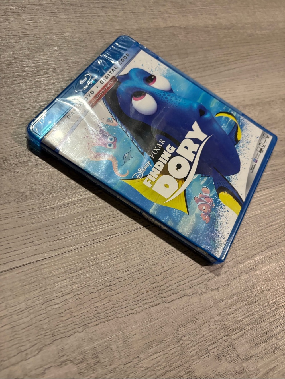 Finding Dory Blu-Ray & DVD & Digital Code - Picture 3 of 3